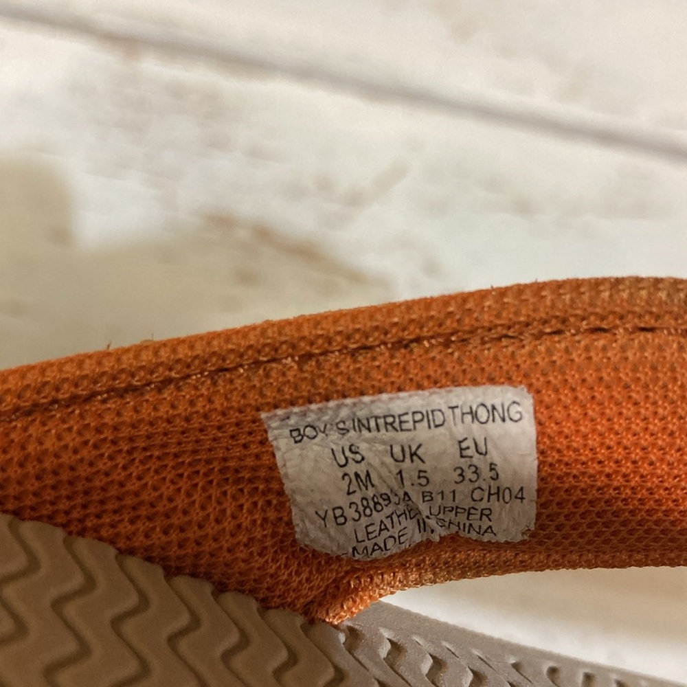 KIDS Sperry Sandals - Picture 11 of 11